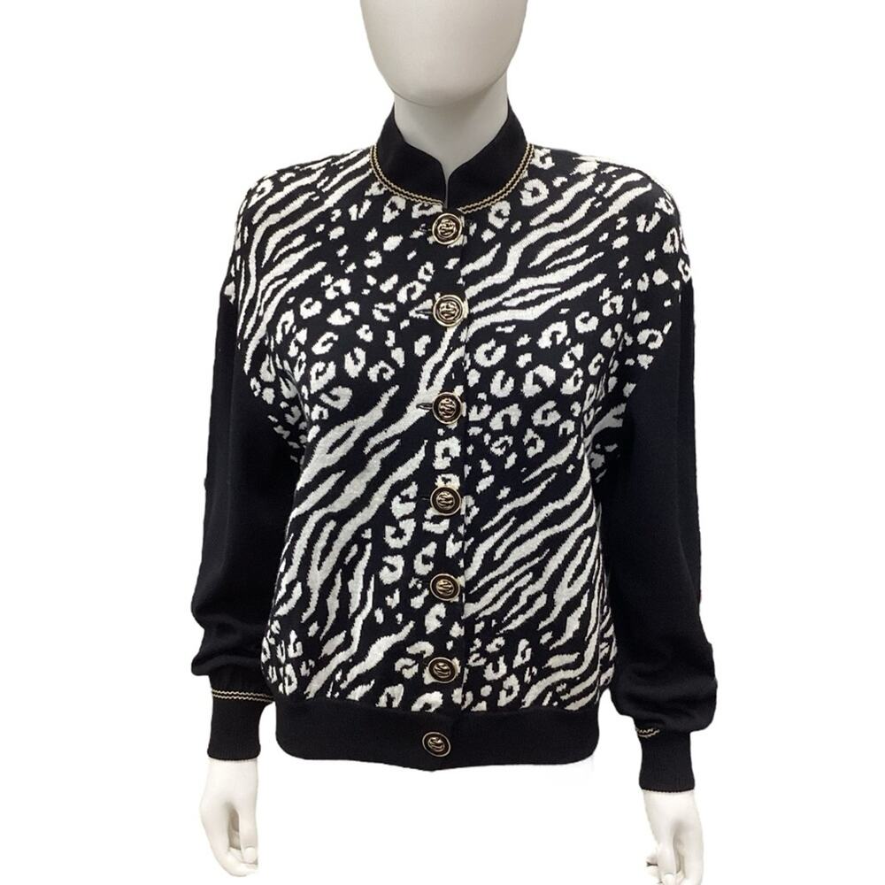 Vintage St. John Women’s Cardigan SZ S Black And White Design Fine Knit Buttons